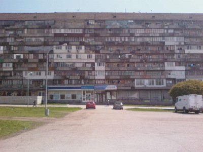 IMG252-01.jpg